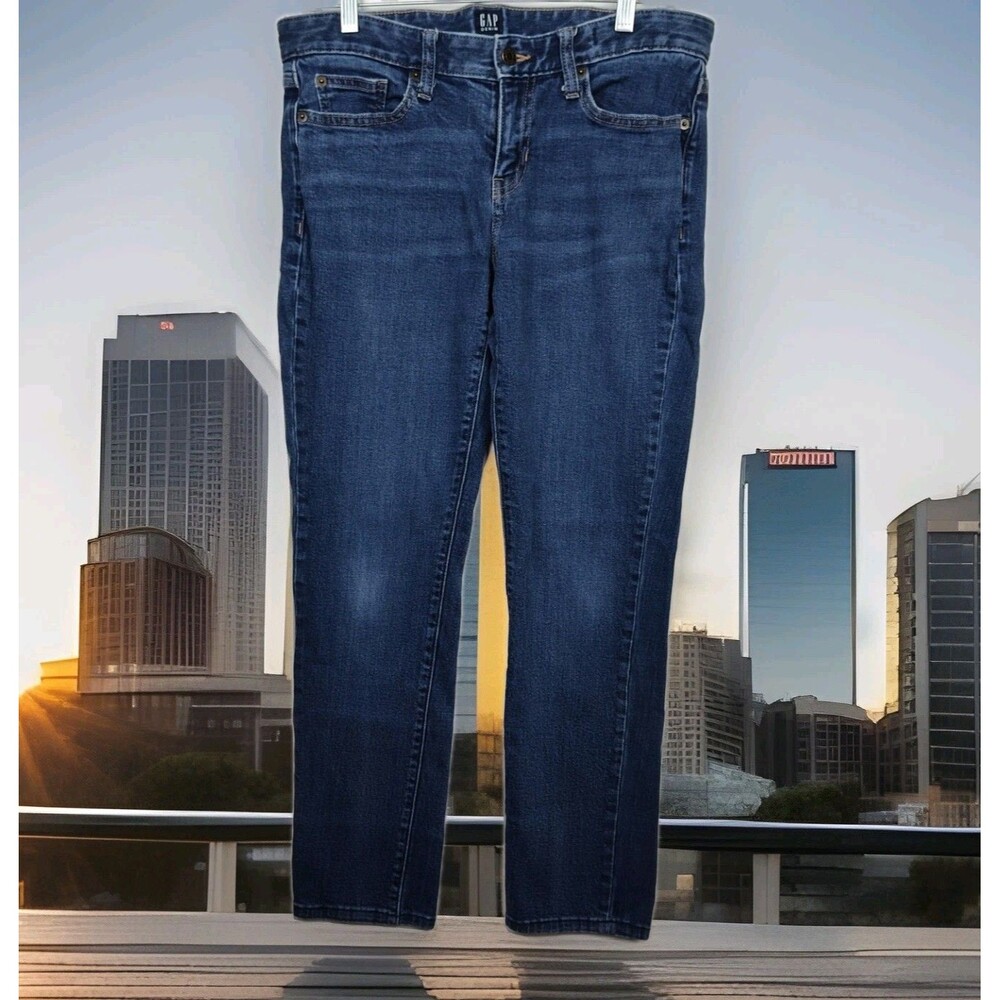 GAP Denim Real Straight women's jeans, size 6R, waist 28, dark wash blue